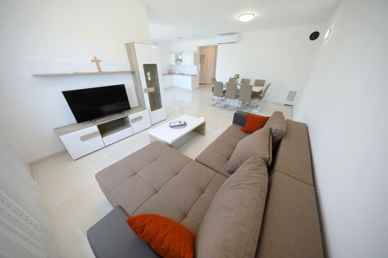 Apartmani Vlado Mitar Sukošan Extérieur photo