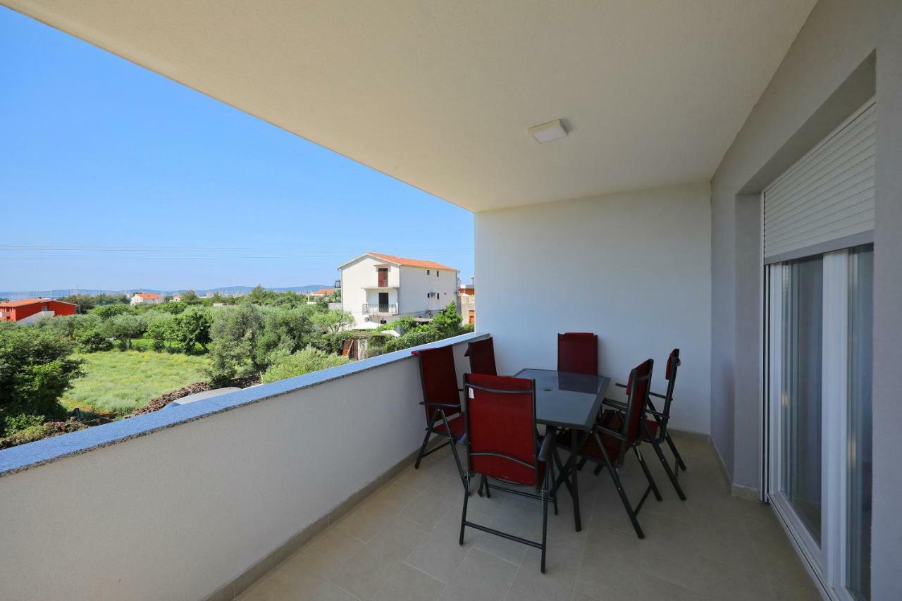 Apartmani Vlado Mitar Sukošan Extérieur photo