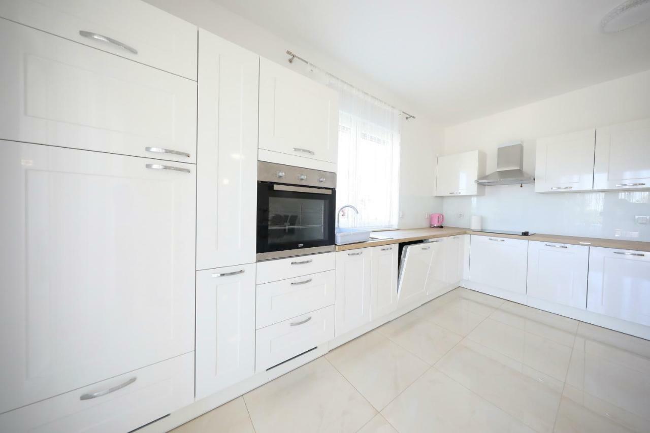 Apartmani Vlado Mitar Sukošan Extérieur photo